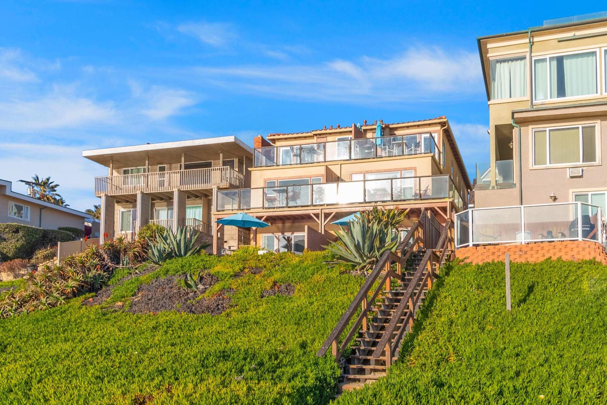3009 Ocean Street * Carlsbad