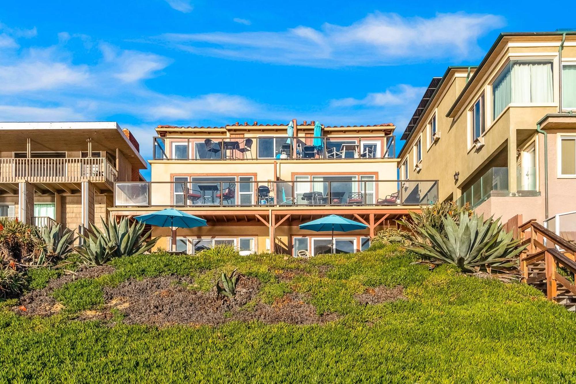 3009 Ocean Street * Carlsbad