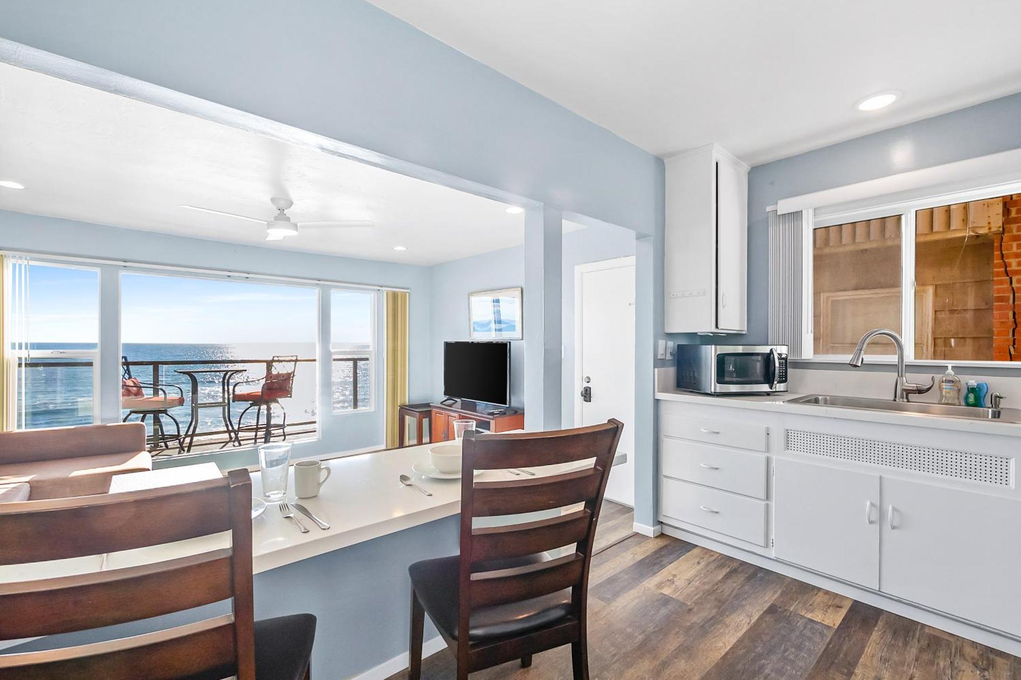 3009 Ocean Street * Carlsbad