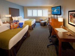 Best Western Plus Beach View Hotel
