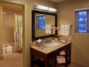 Best Western Plus Beach View Carlsbad