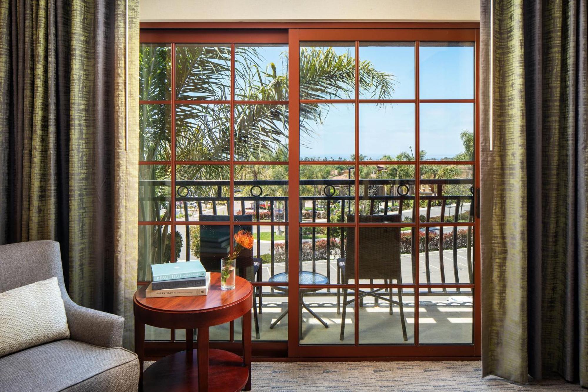 Solea, Autograph Collection Resort 4*