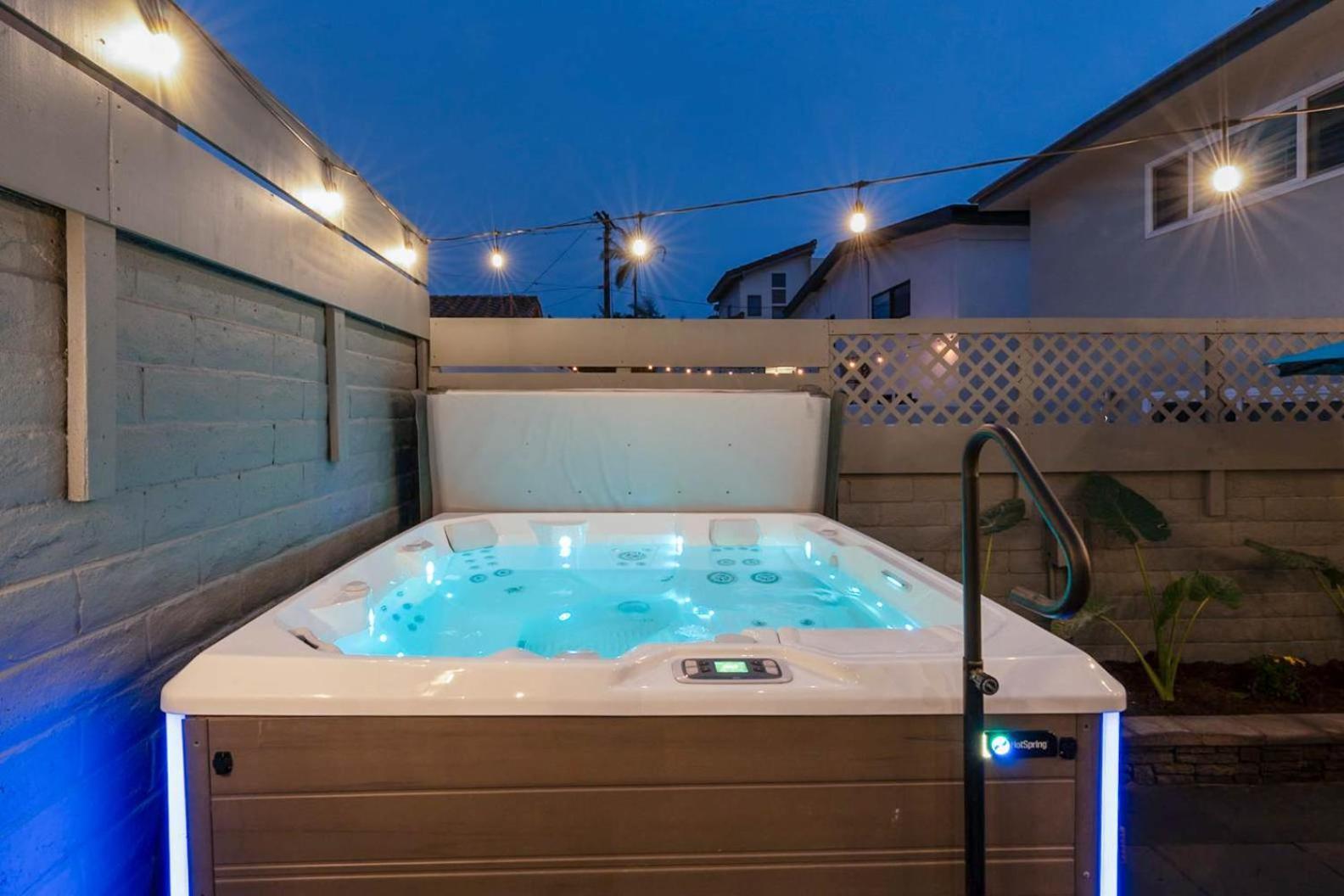 Beachfront In - Remodeled