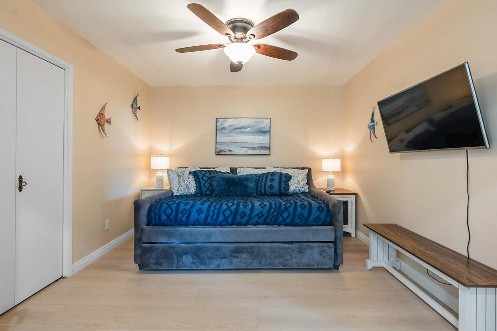 Holiday home Beachfront In - Remodeled *