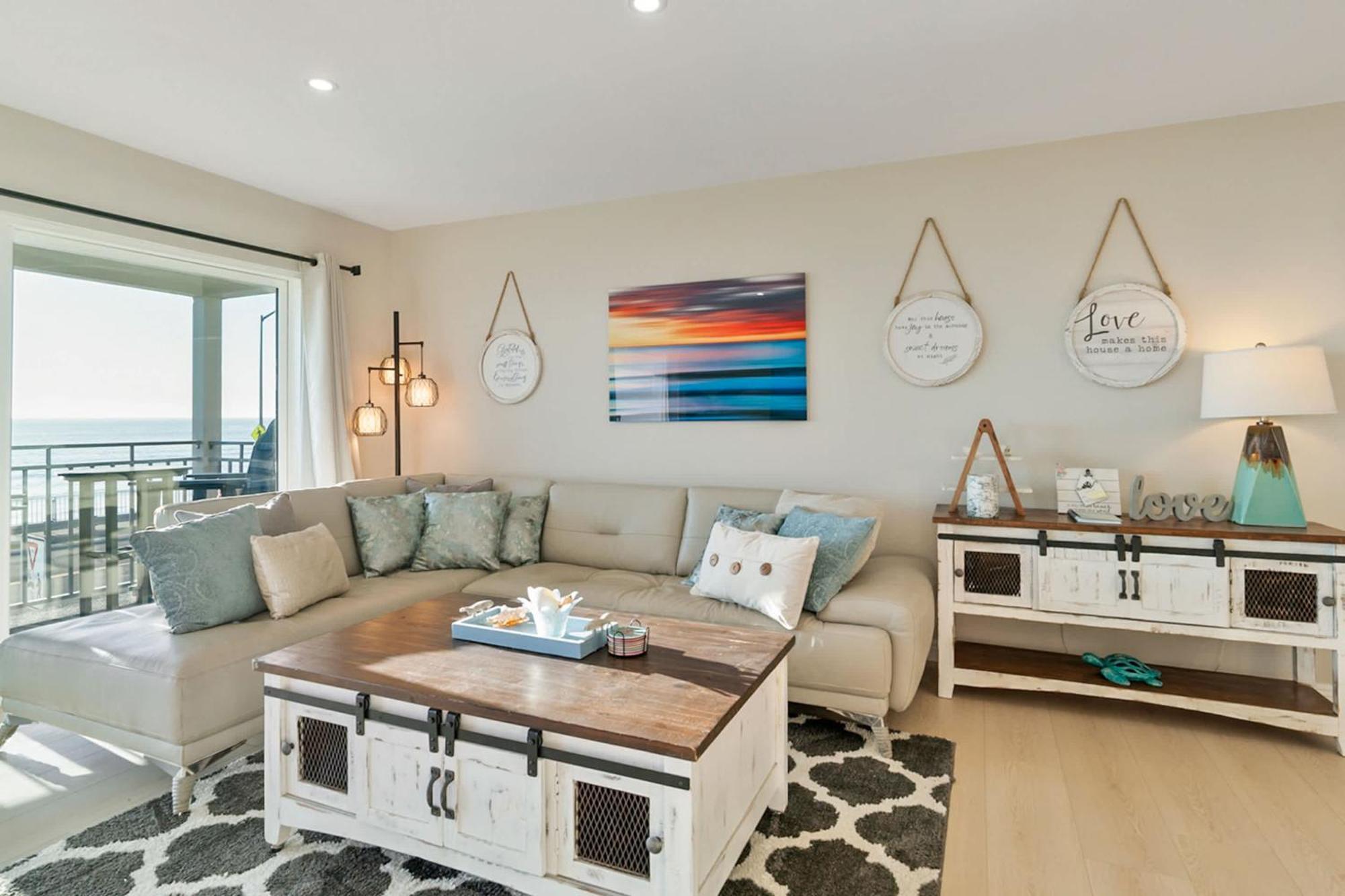 Beachfront In - Remodeled