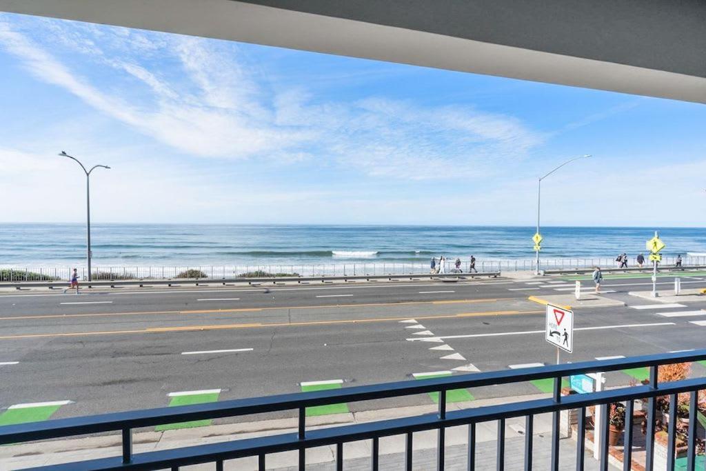 Beachfront In - Remodeled Carlsbad