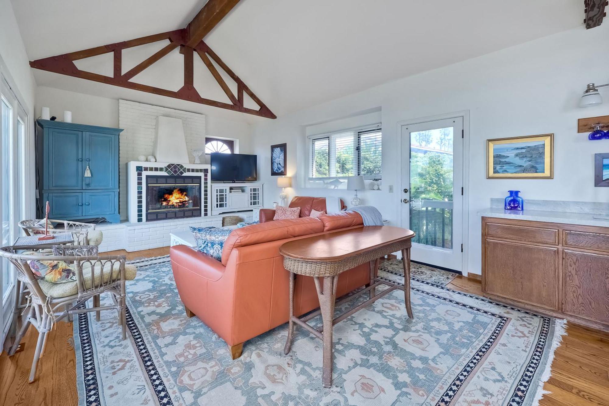 5051 Shore Drive Holiday home