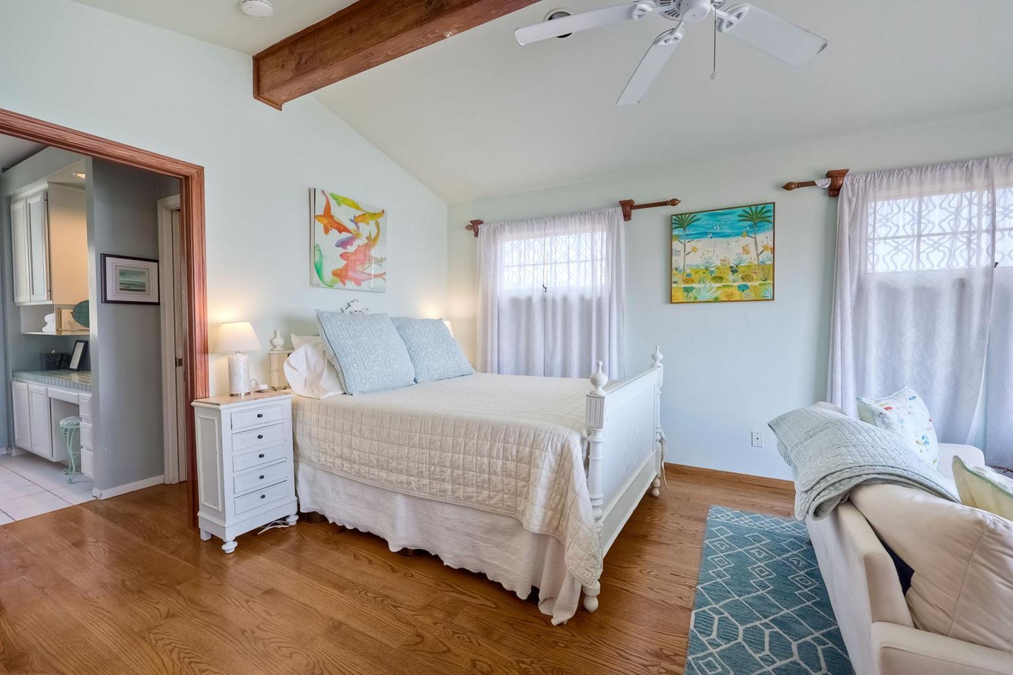 5051 Shore Drive Holiday home