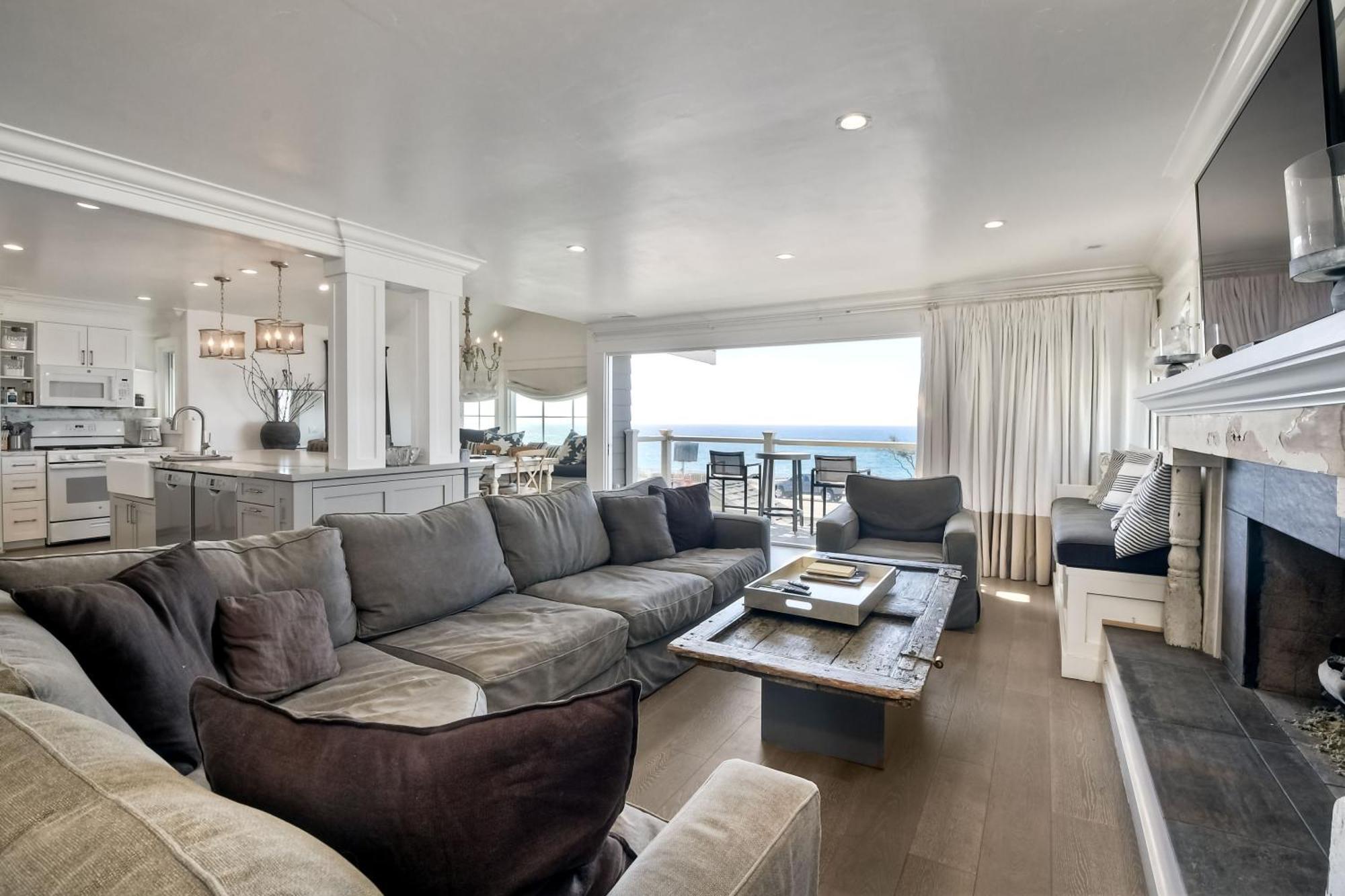 3636 Blvd - Upper Carlsbad
