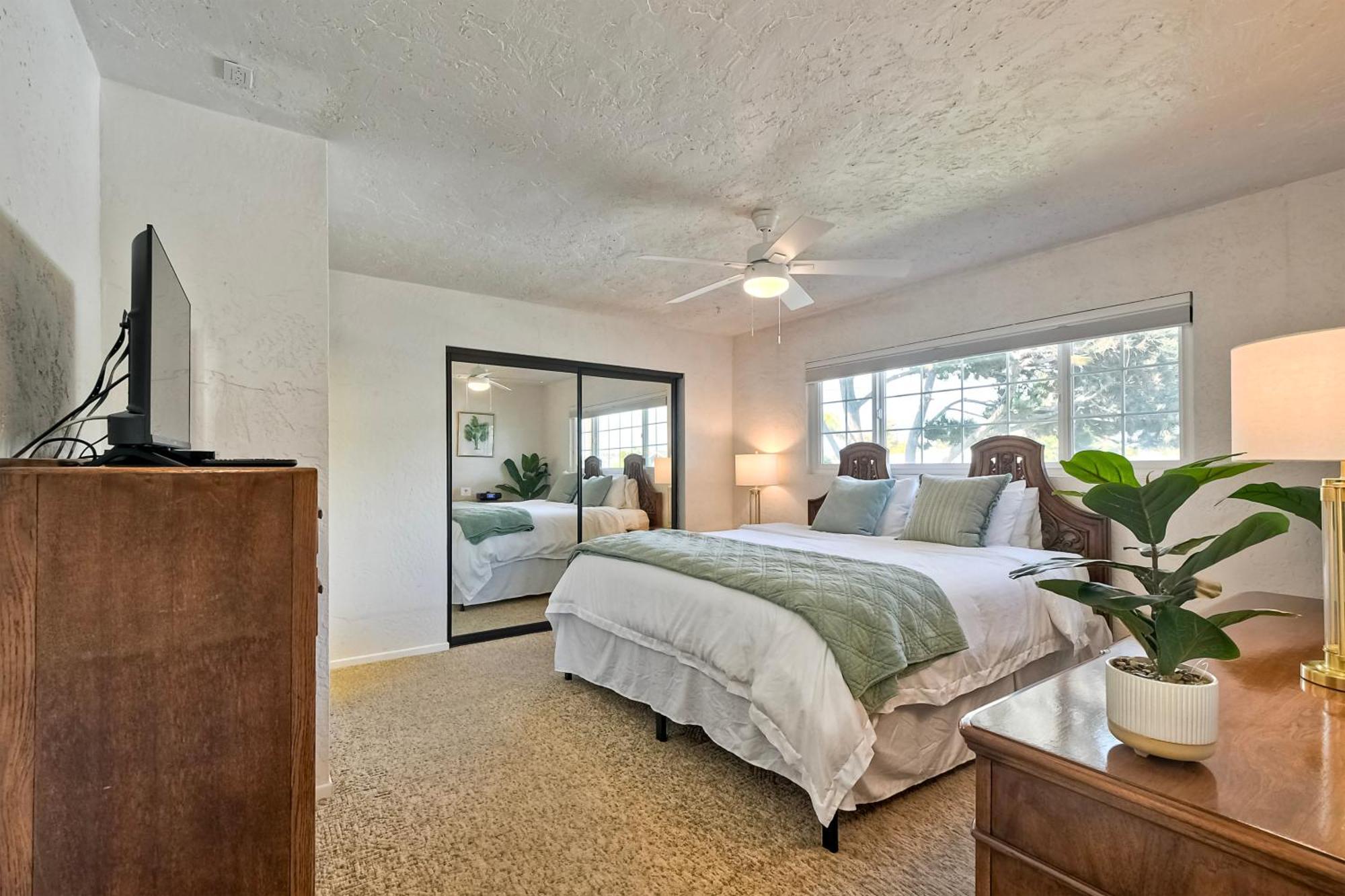Holiday home Hot Tub, Fire Pit, Bbq, Shuffleboard, Walk To *