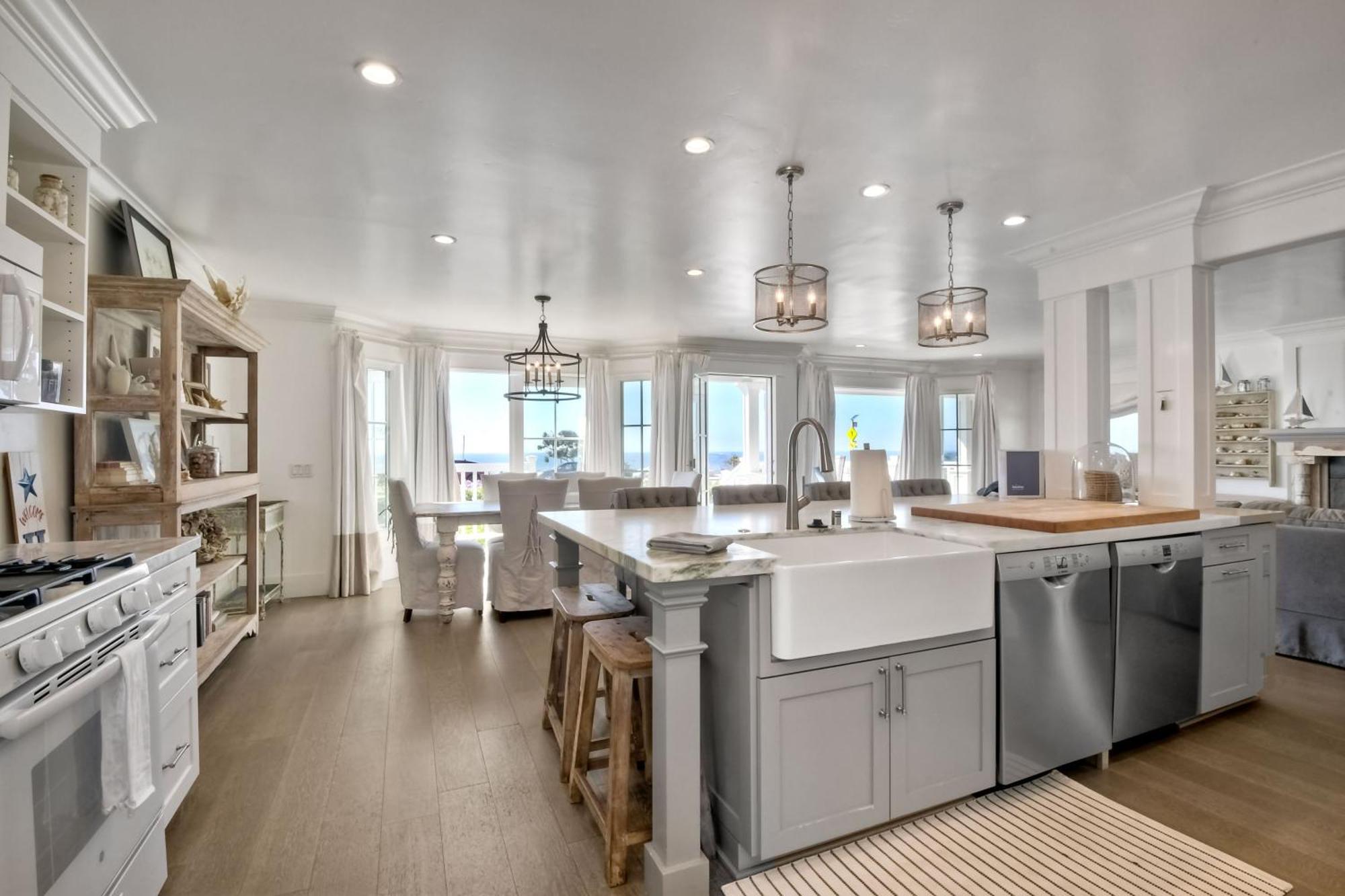 3636 Blvd - Entire * Carlsbad