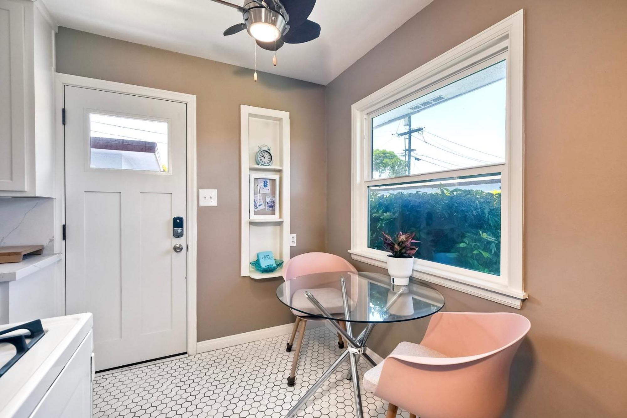 Walk 2 Beach, Ev Charger, Outdoor Dining, 2 Units *