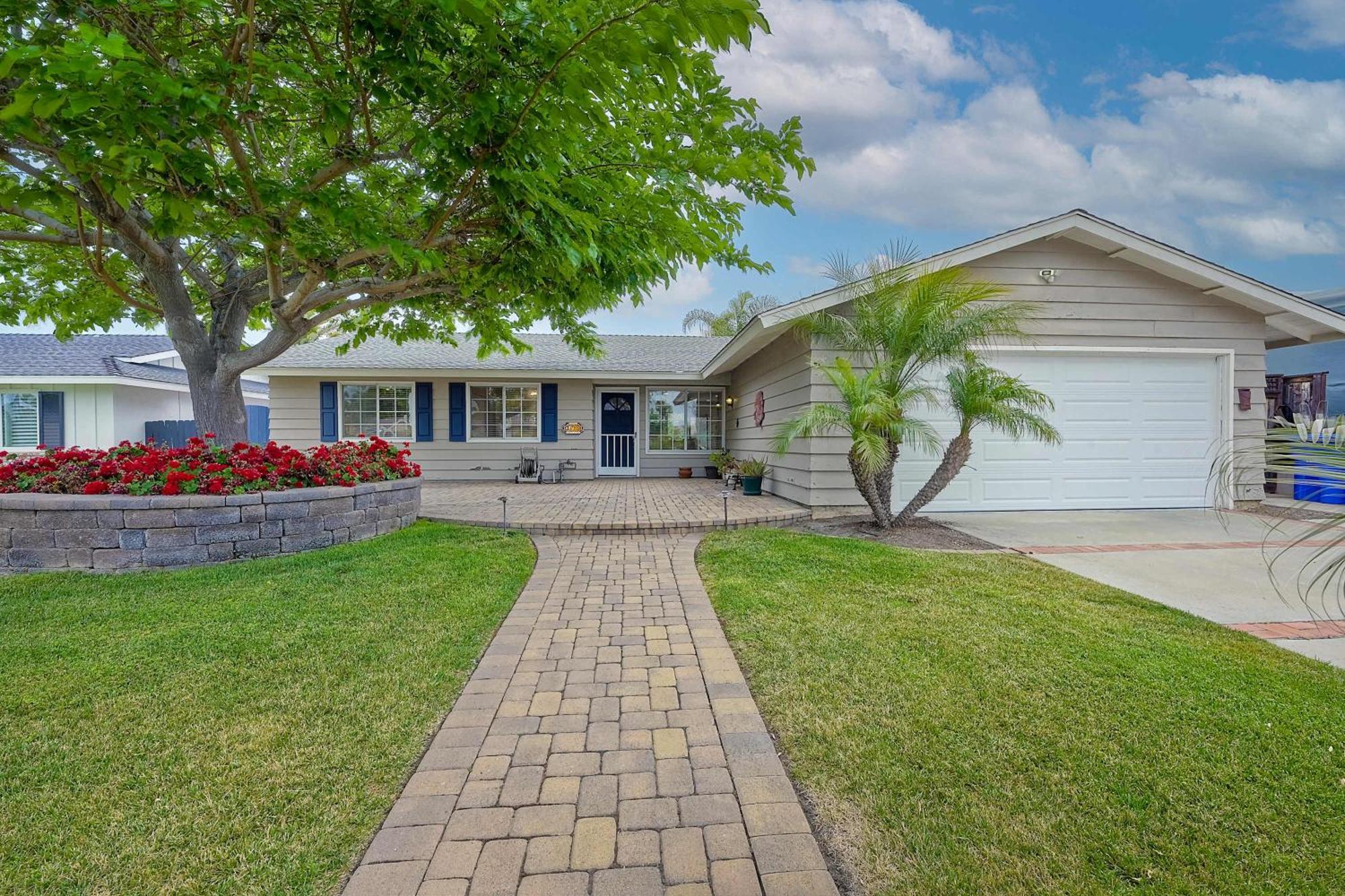 Charm - 3br Stunner * Carlsbad