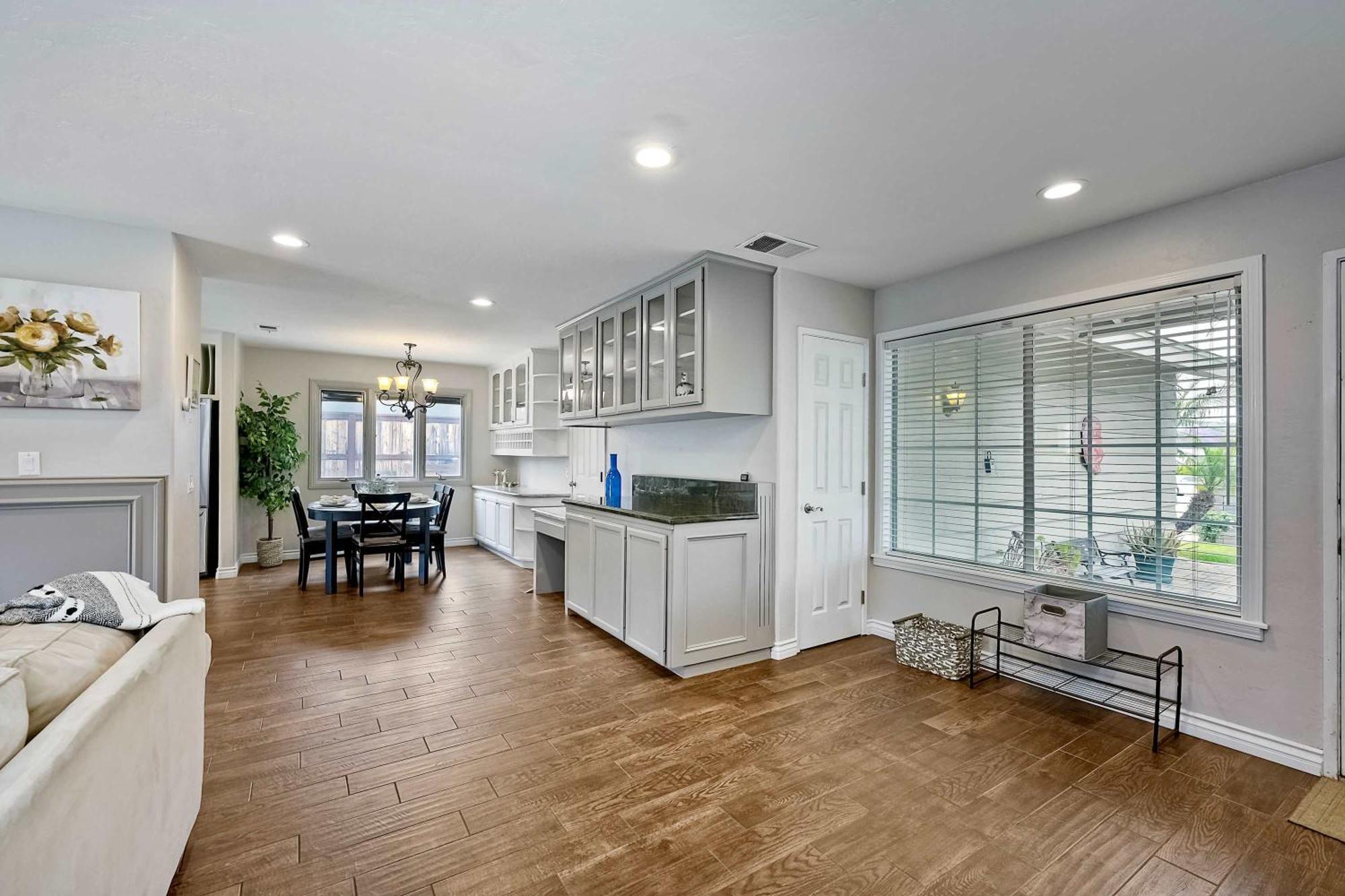 Charm - 3br Stunner Holiday home