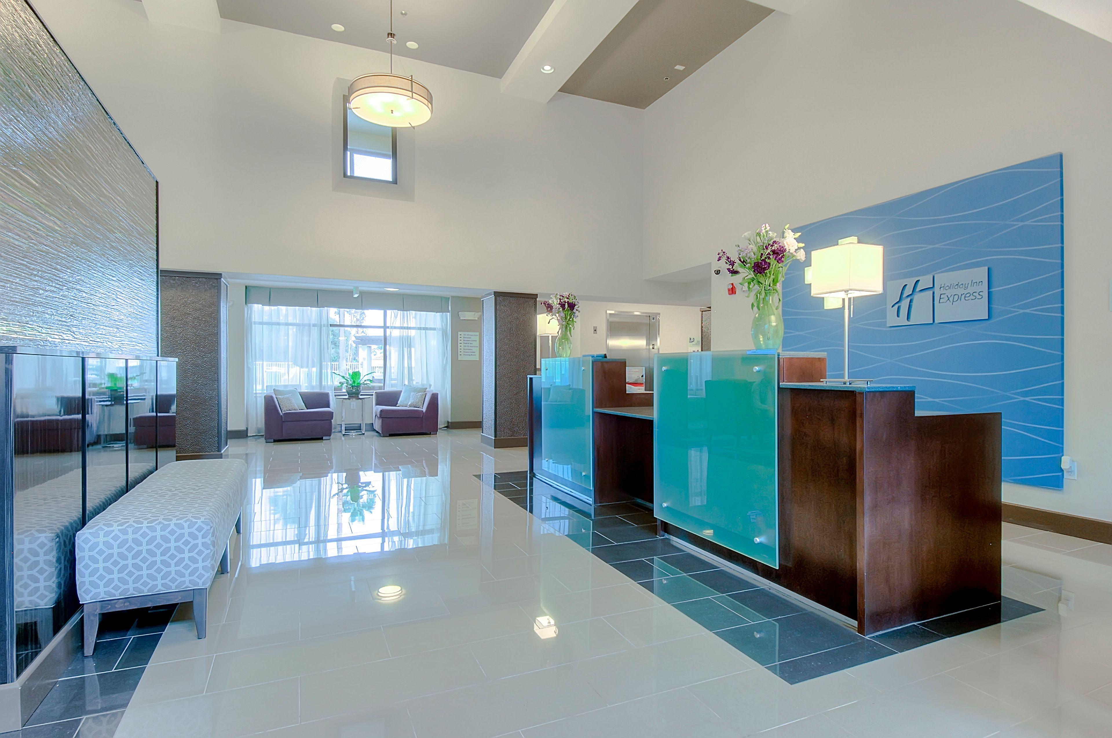 Hotel Express & By Ihg