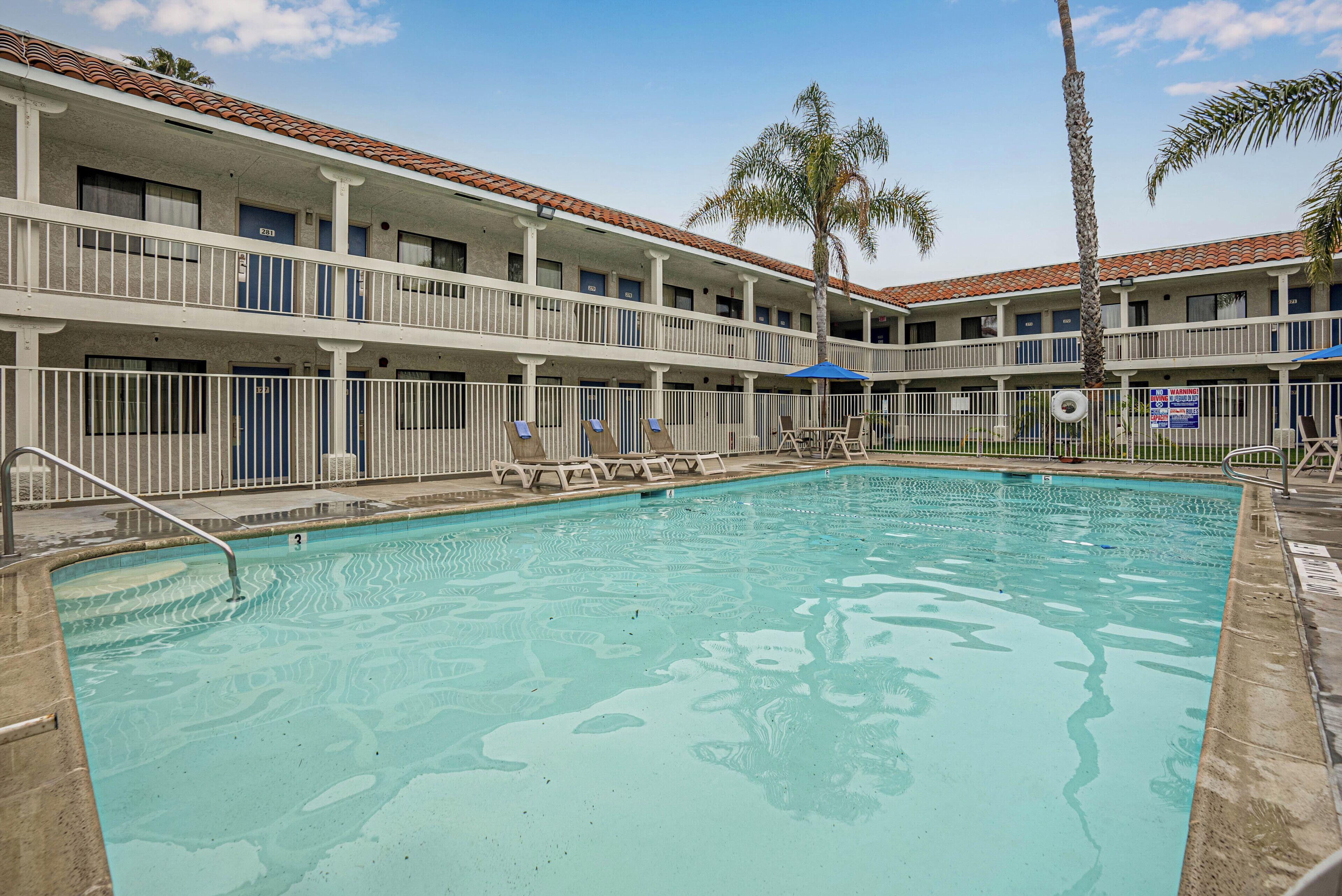 6-carlsbad, Ca Hotel