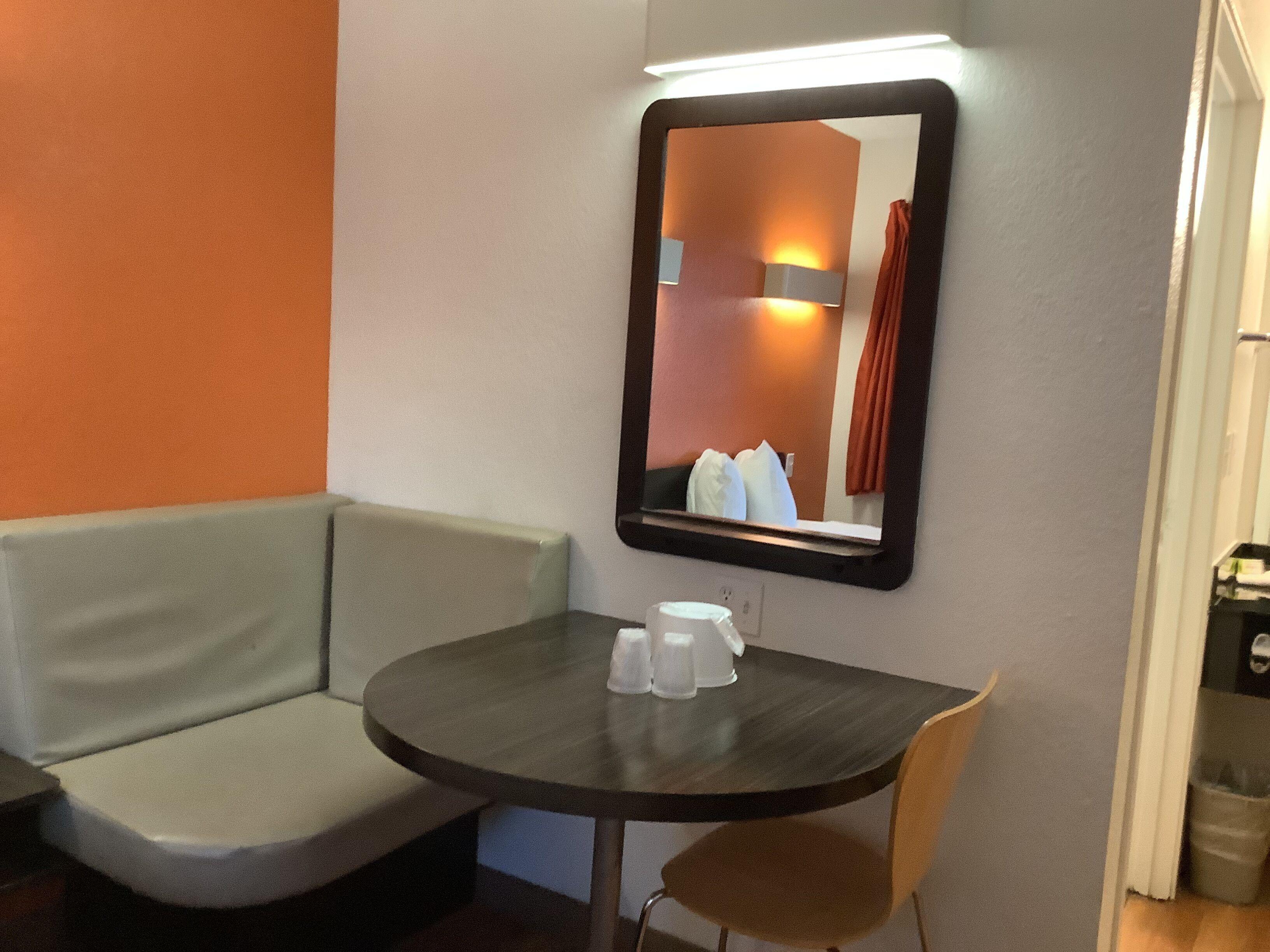 6-carlsbad, Ca - Village