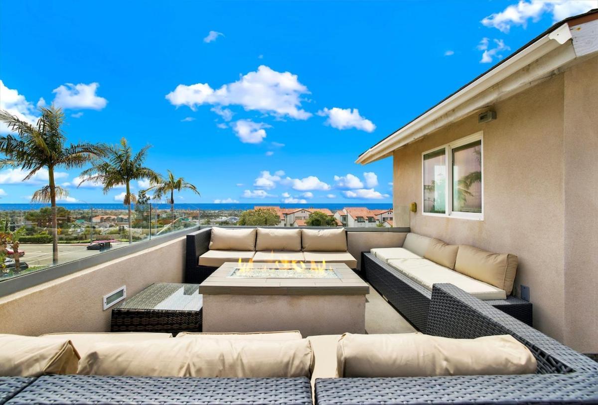 Oceanview Oasis With Roofdeck Hot Tub Carlsbad