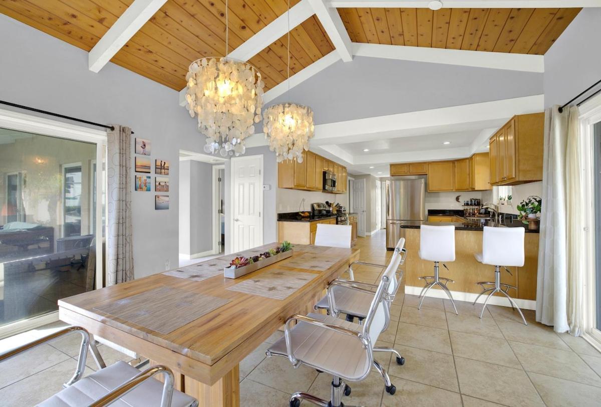 Oceanview Oasis With Roofdeck Hot Tub Holiday home