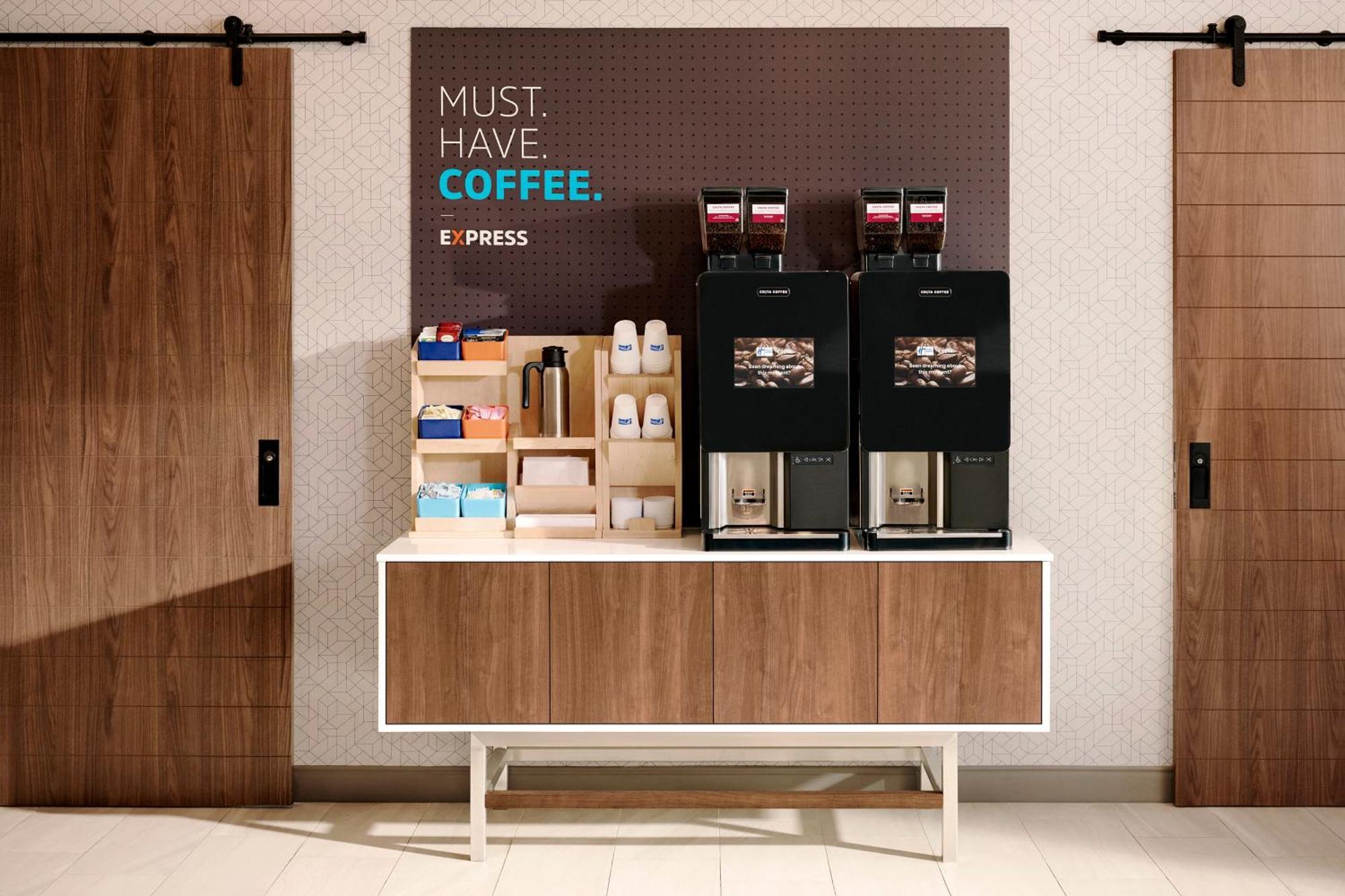 Hotel Express & By Ihg 3*