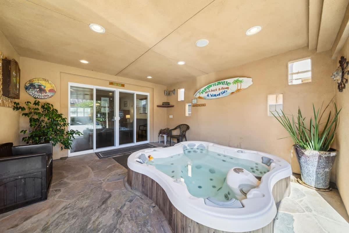 Holiday home Hot Tub Ocean Views 3 Bedroom Private