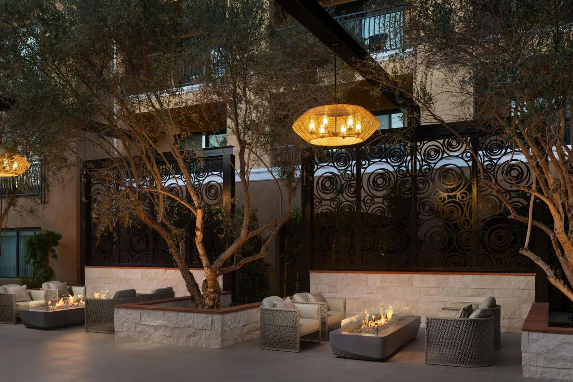 Solea, Autograph Collection 4* Carlsbad