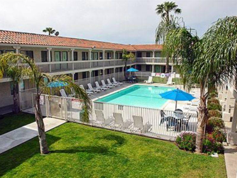 6-carlsbad, Ca Hotel