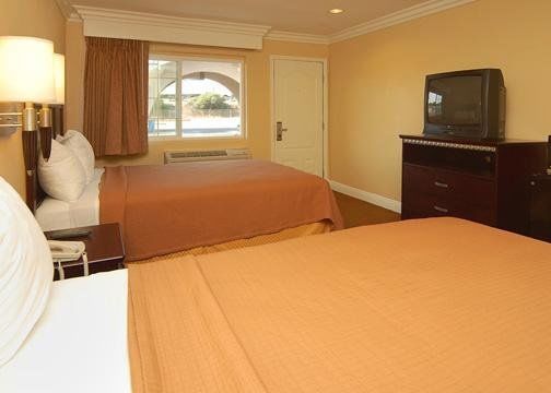 Hyland Near Legoland 2*