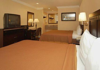Hyland Near Legoland Motel 2*