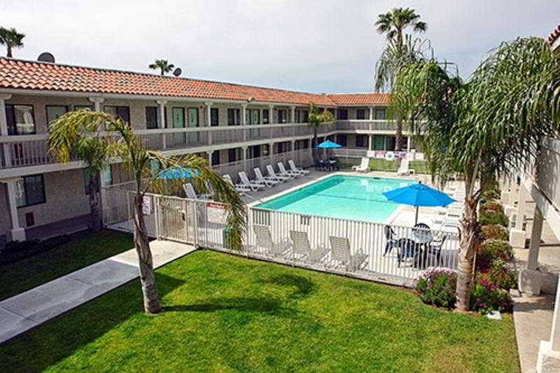 Hotel 6-carlsbad, Ca Carlsbad