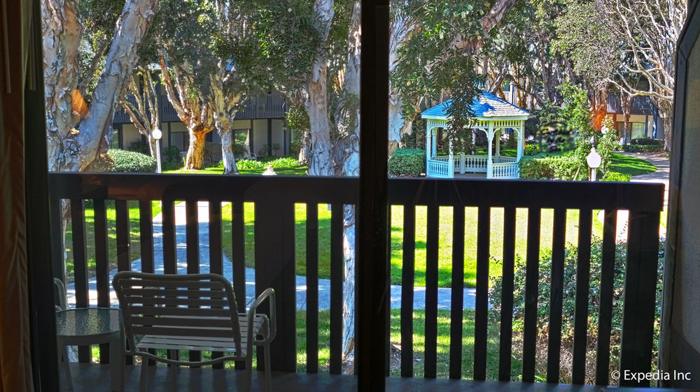 Resort By The Sea 3*