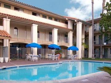 Express & By Ihg Hotel Carlsbad
