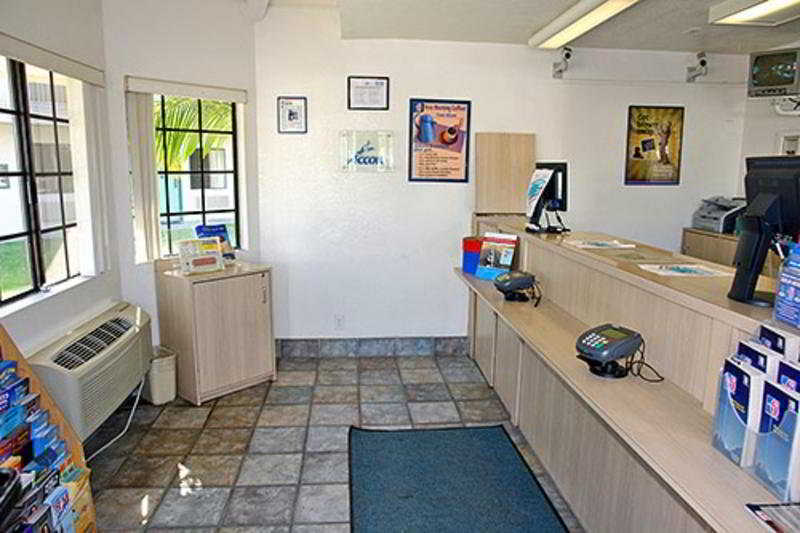 6-carlsbad, Ca - Village Hotel Carlsbad