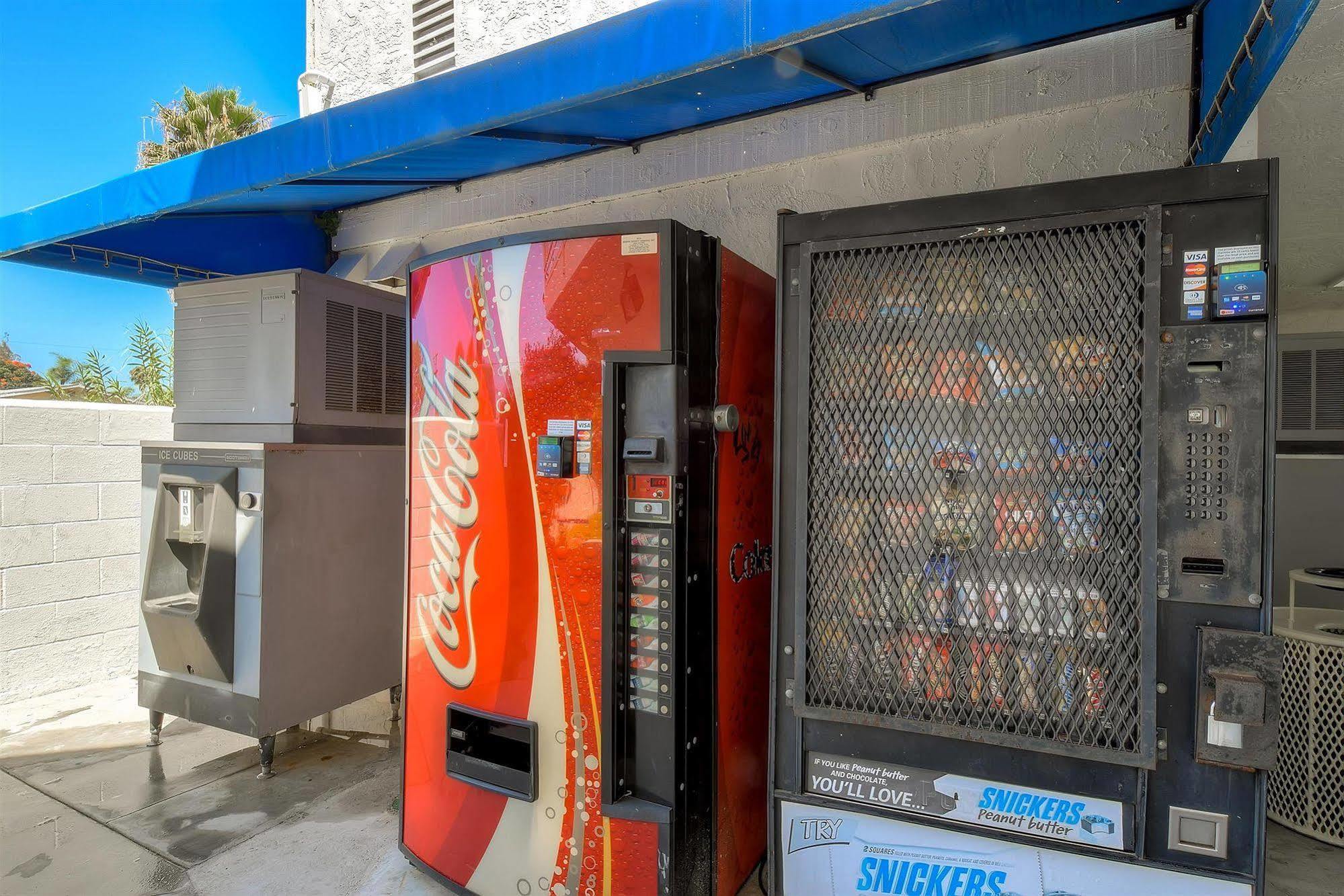 6-carlsbad, Ca - Village