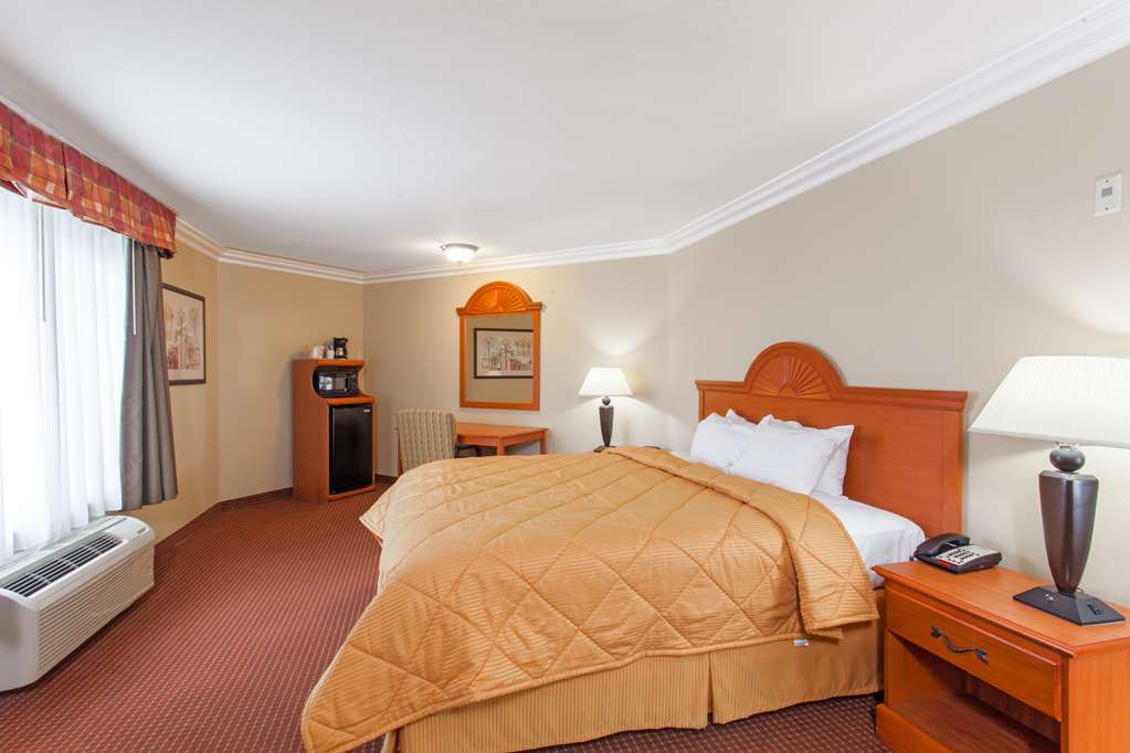 Days By Wyndham Hotel