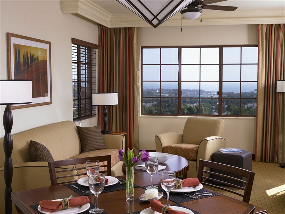Marbrisa Resort