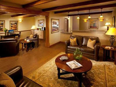 Hotel Western View 3*